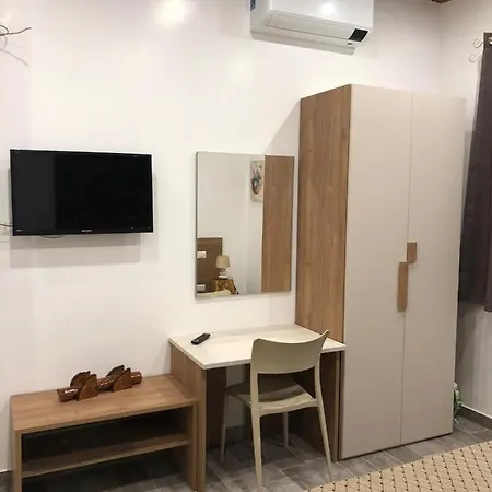 Vittorio Emanuele Oda ve Kahvaltı