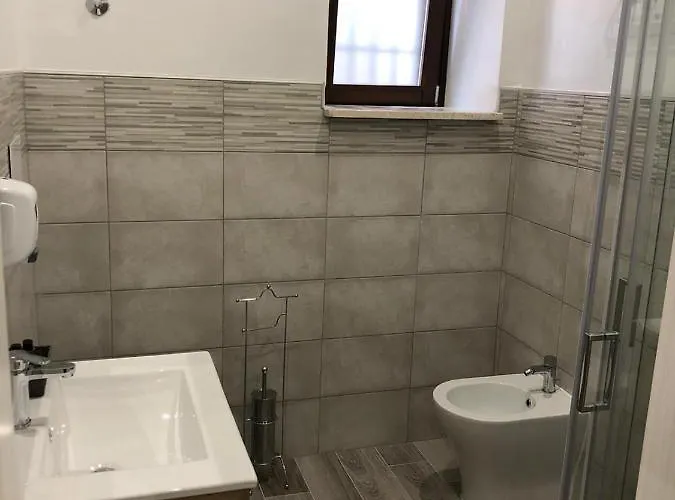 Alojamento de Acomodação e Pequeno-almoço Vittorio Emanuele 3*