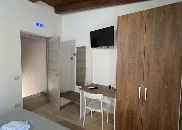 Alojamento de Acomodação e Pequeno-almoço Vittorio Emanuele Cirò Marina